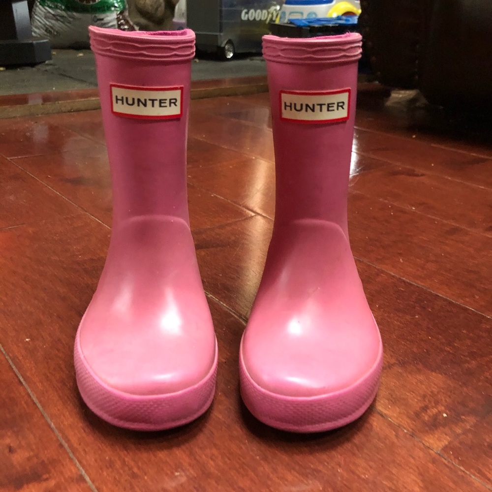 Toddler size 6 hunter boots